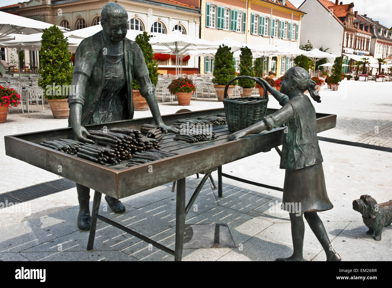 Statue en bronze Hommage à Schwetzingen Asperges Asperges Baden Itinéraire ; Baden-Wurtenburg Schwetzingen Allemagne Banque D'Images