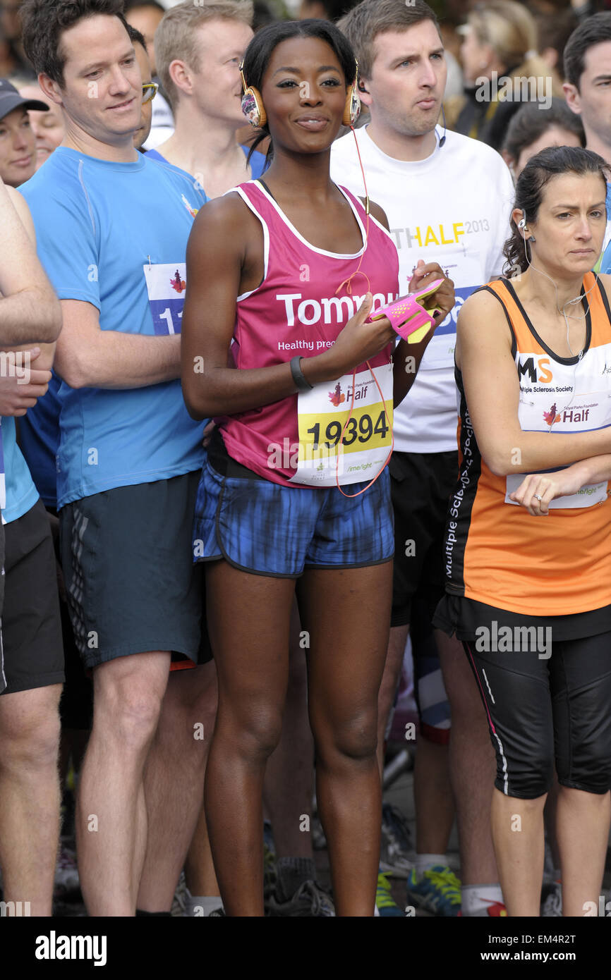 Royal Parks Foundation Demi-marathon à Hyde Park comprend : AJ Odudu Où : London, Royaume-Uni Quand : 12 Oct 2014 Banque D'Images