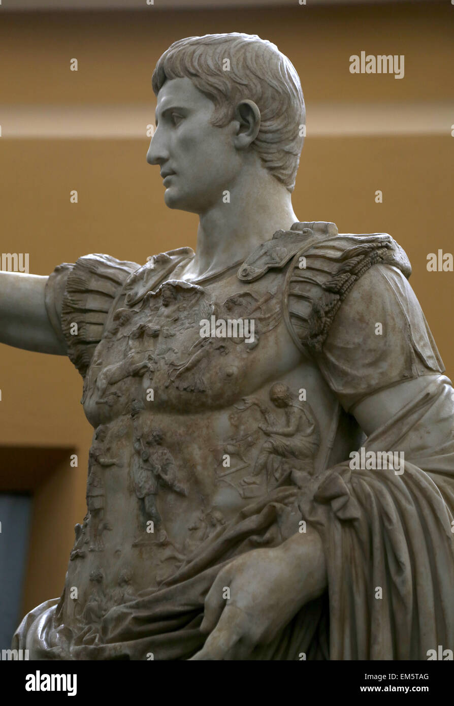 L'art romain Auguste (61 av. J.-C.-14 APR. Premier Empereur de l'Empire romain. Statue en marbre d'Auguste de Prima Porta. (1er siècle). Banque D'Images