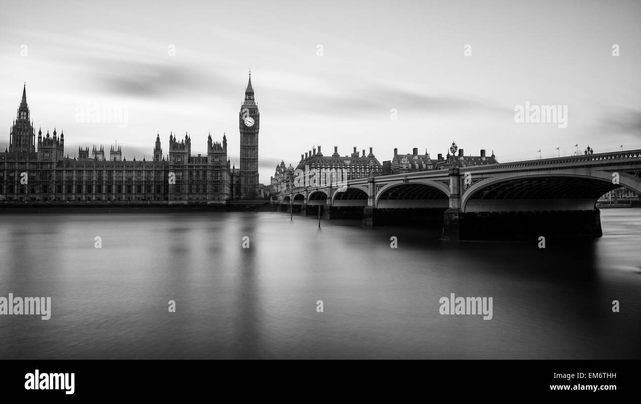 Big Ben est le surnom de la Grande Cloche de l'horloge aussi connu sous le nom de Tour de l'horloge et Elizabeth Tower. Banque D'Images