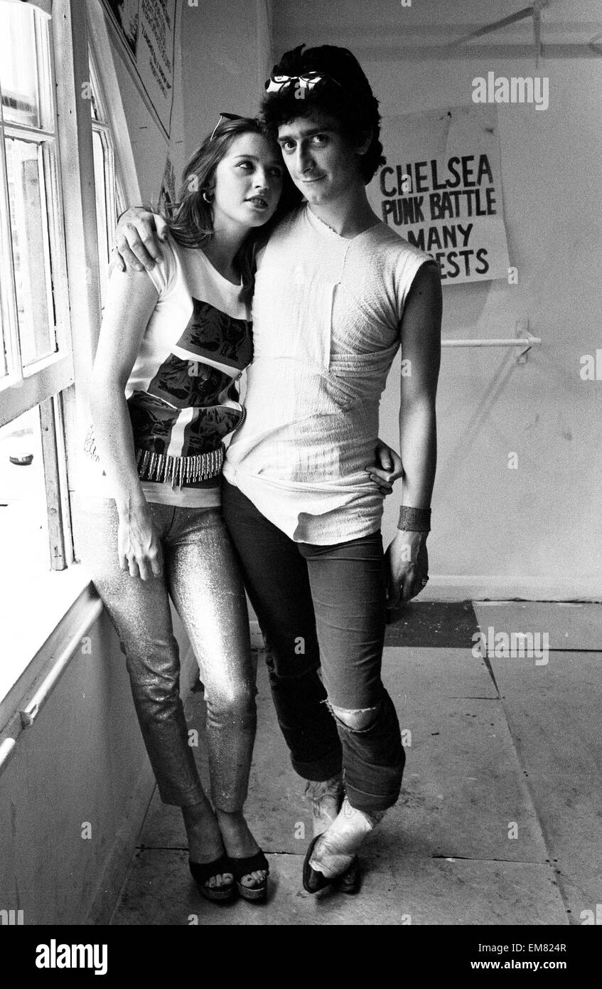 Couple Punk Tracey Boyle et Gary Holton 3 août 1977. Banque D'Images