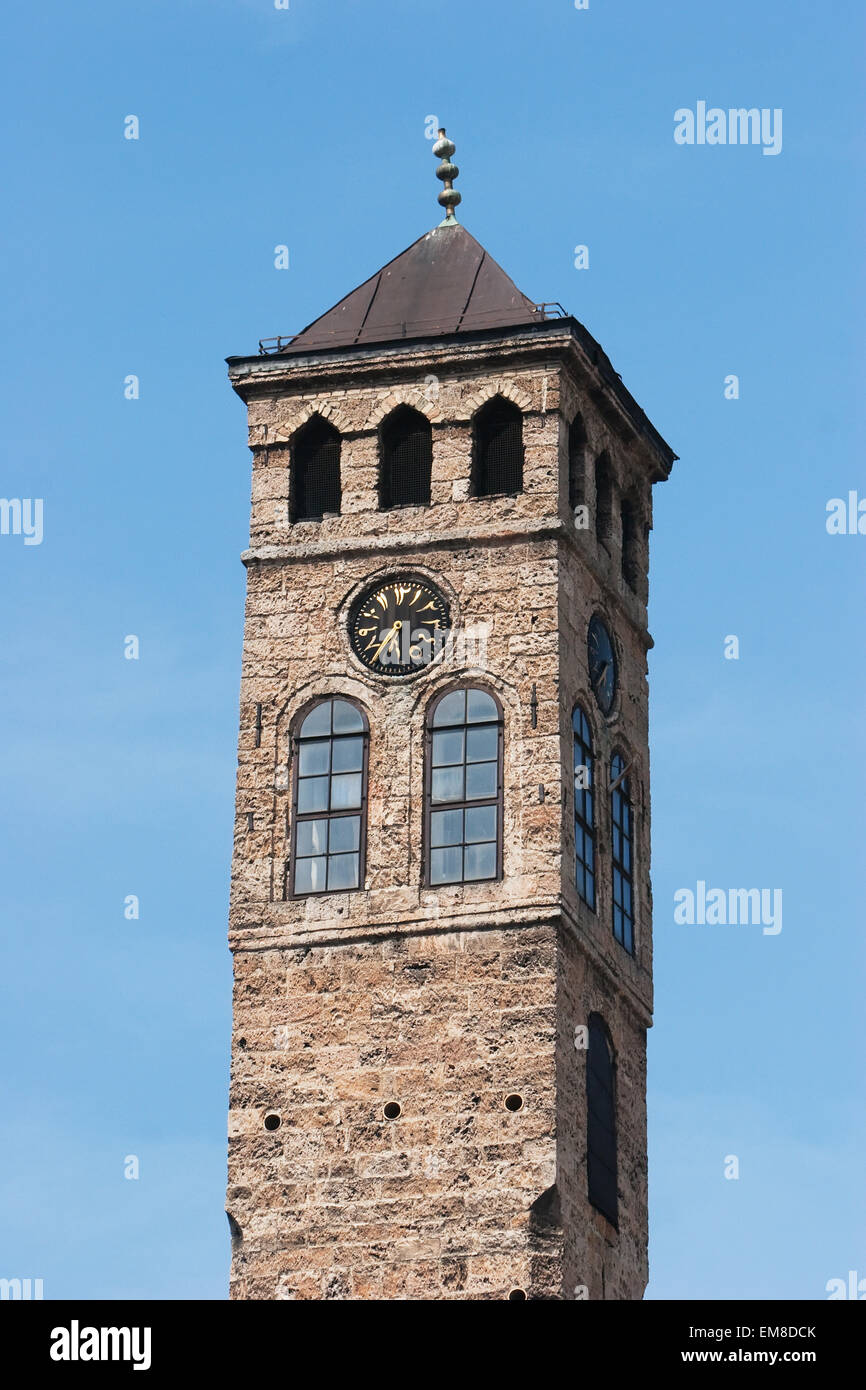 Tour de l'horloge islamique Sahat-Kula dans le district de Bazar Ottoman Bascarsija, Sarajevo, Bosnie et Herzégovine Banque D'Images