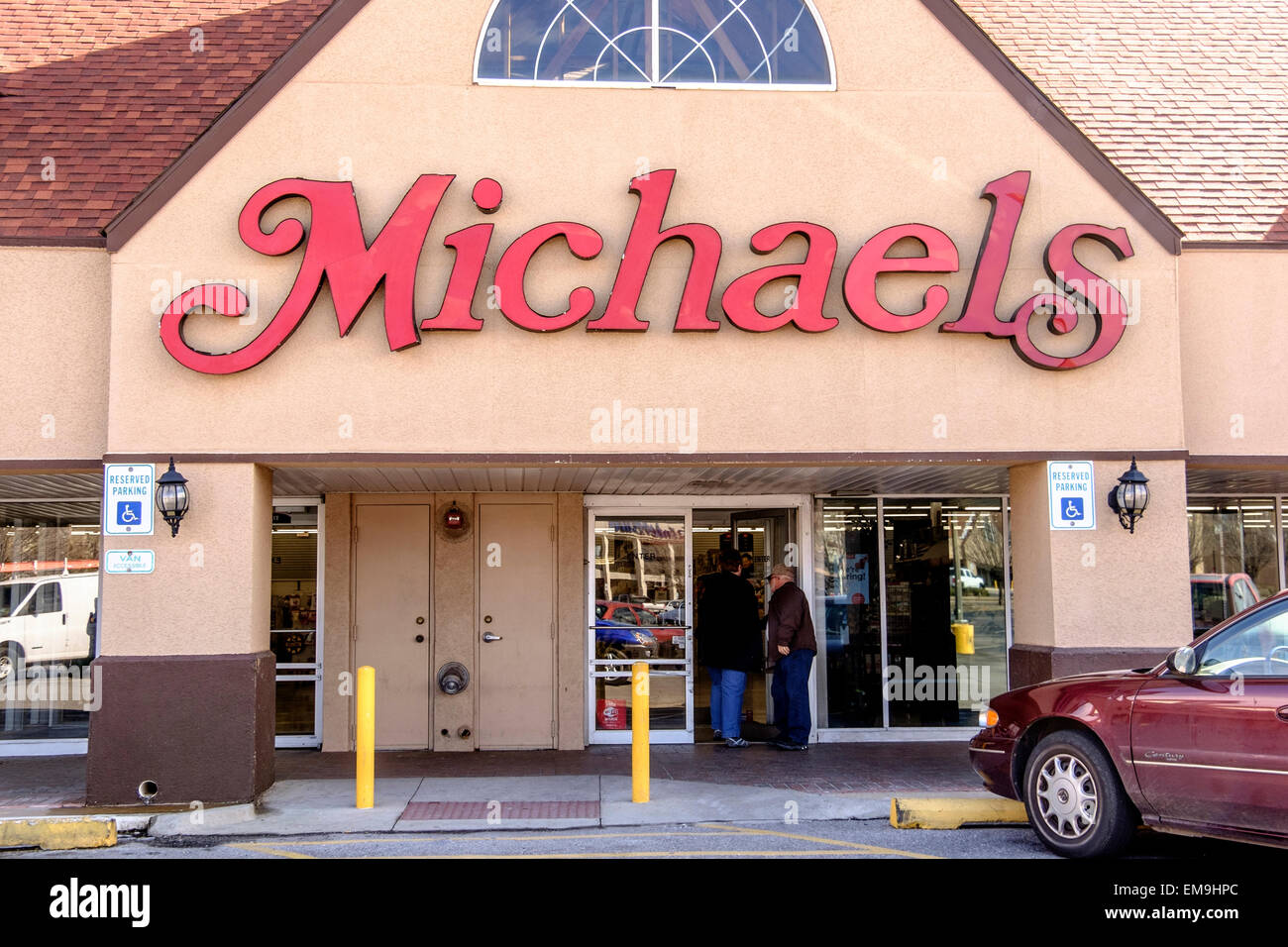 Vitrine d'extérieur de la boutique de l'artisanat Michaels à Oklahoma City, Oklahoma, USA. Banque D'Images