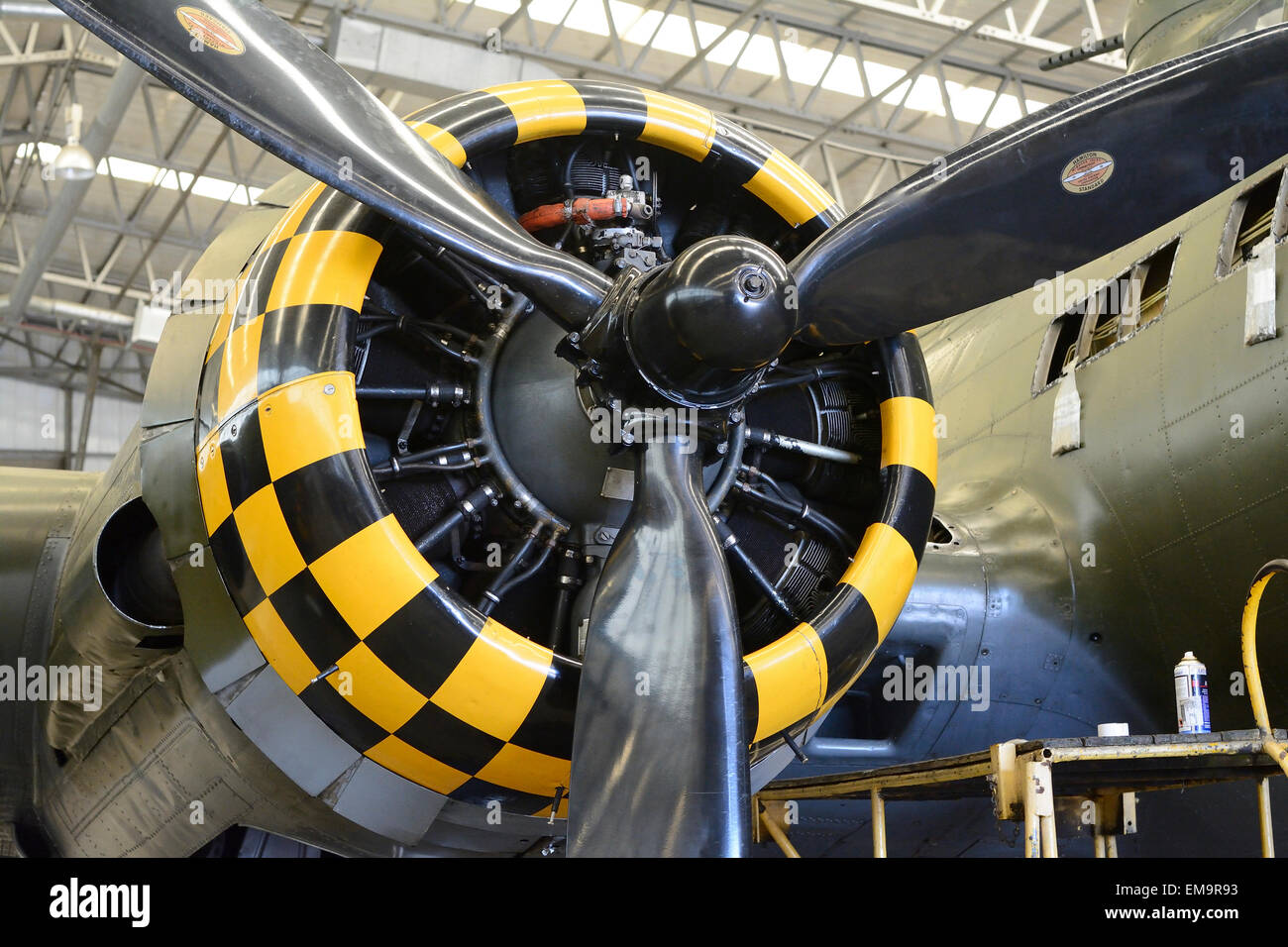 Moteur à hélice du Memphis Bell WW2 Bomber à l'Imperial War Museum, Duxford Banque D'Images