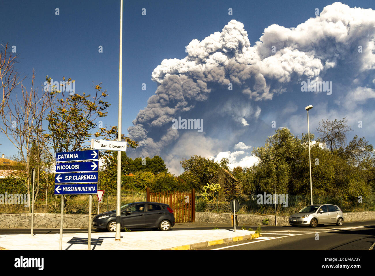 Grosse explosion de l'Etna Banque D'Images