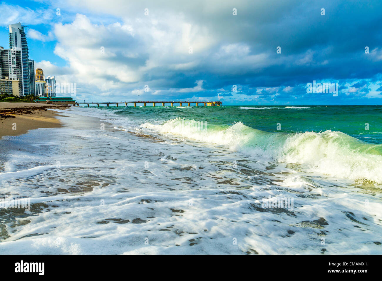 Jetée à Sunny Isles Beach à Miami, Floride Banque D'Images