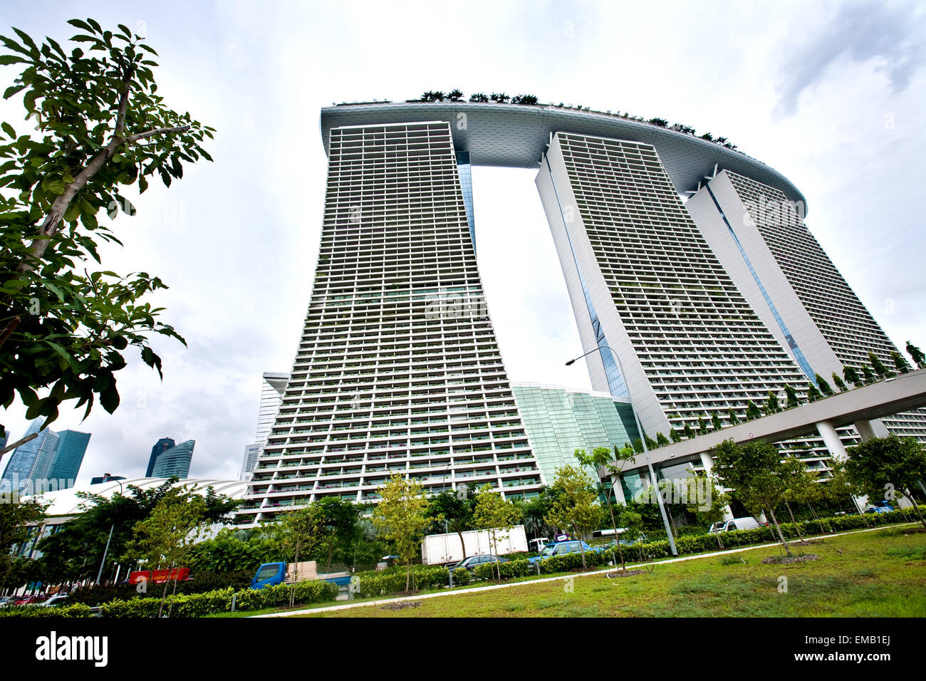 Singapour, FEB 21 - Marina Bay Sands Hotel, autonome le plus cher au monde la propriété de casino à Singapour à 8 milliards de dollars sur les fe Banque D'Images