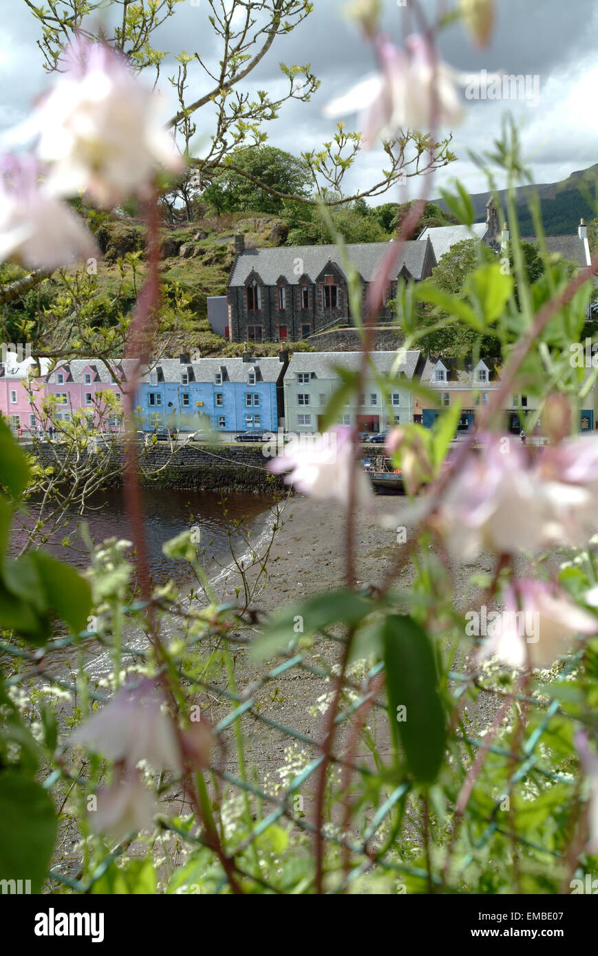 Village Portree, Isle of Skye, Hébrides, Ecosse, Grande-Bretagne, Europe Banque D'Images