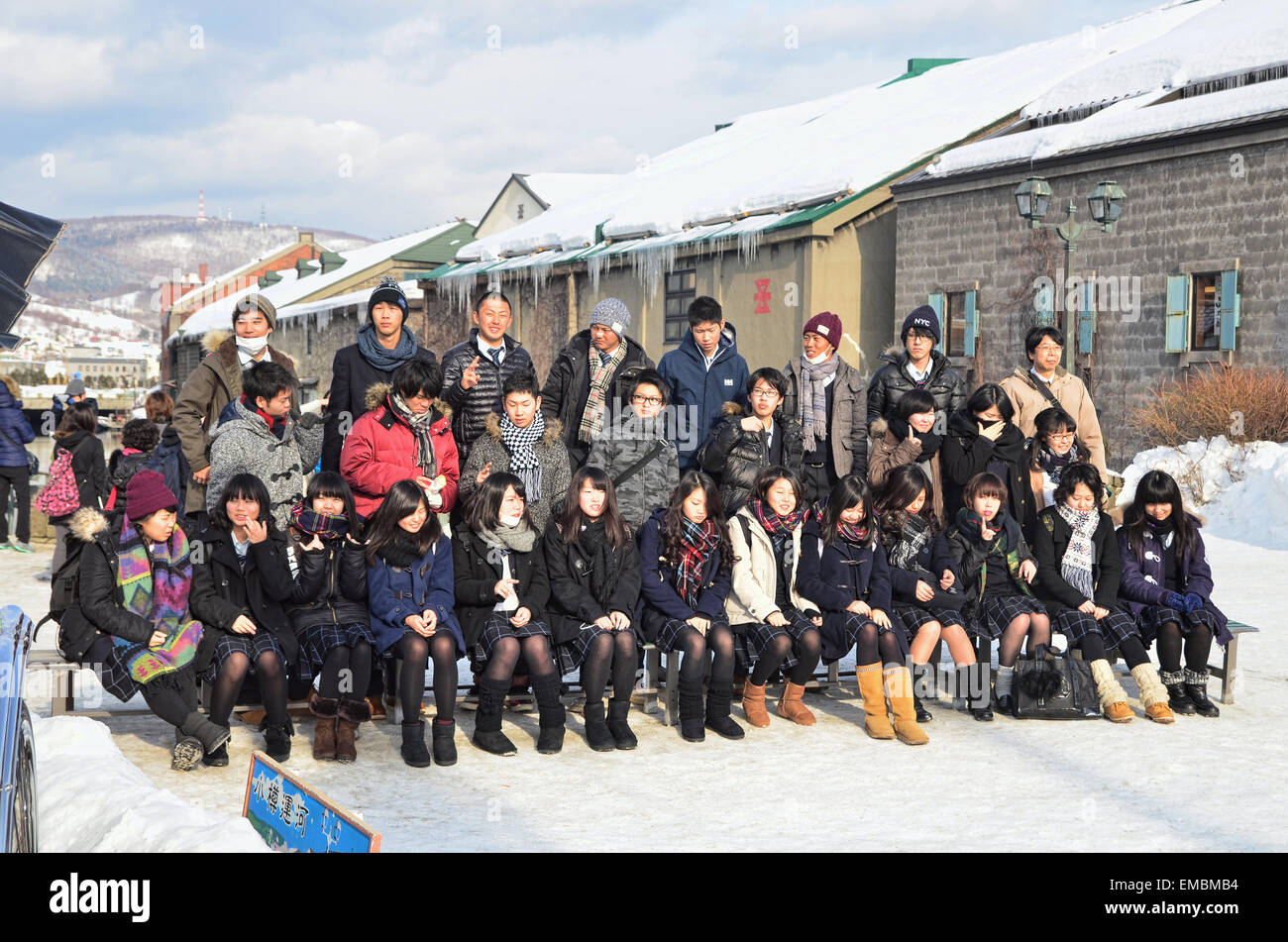 Photo de groupe des élèves du premier cycle du secondaire au canal d'Otaru Banque D'Images