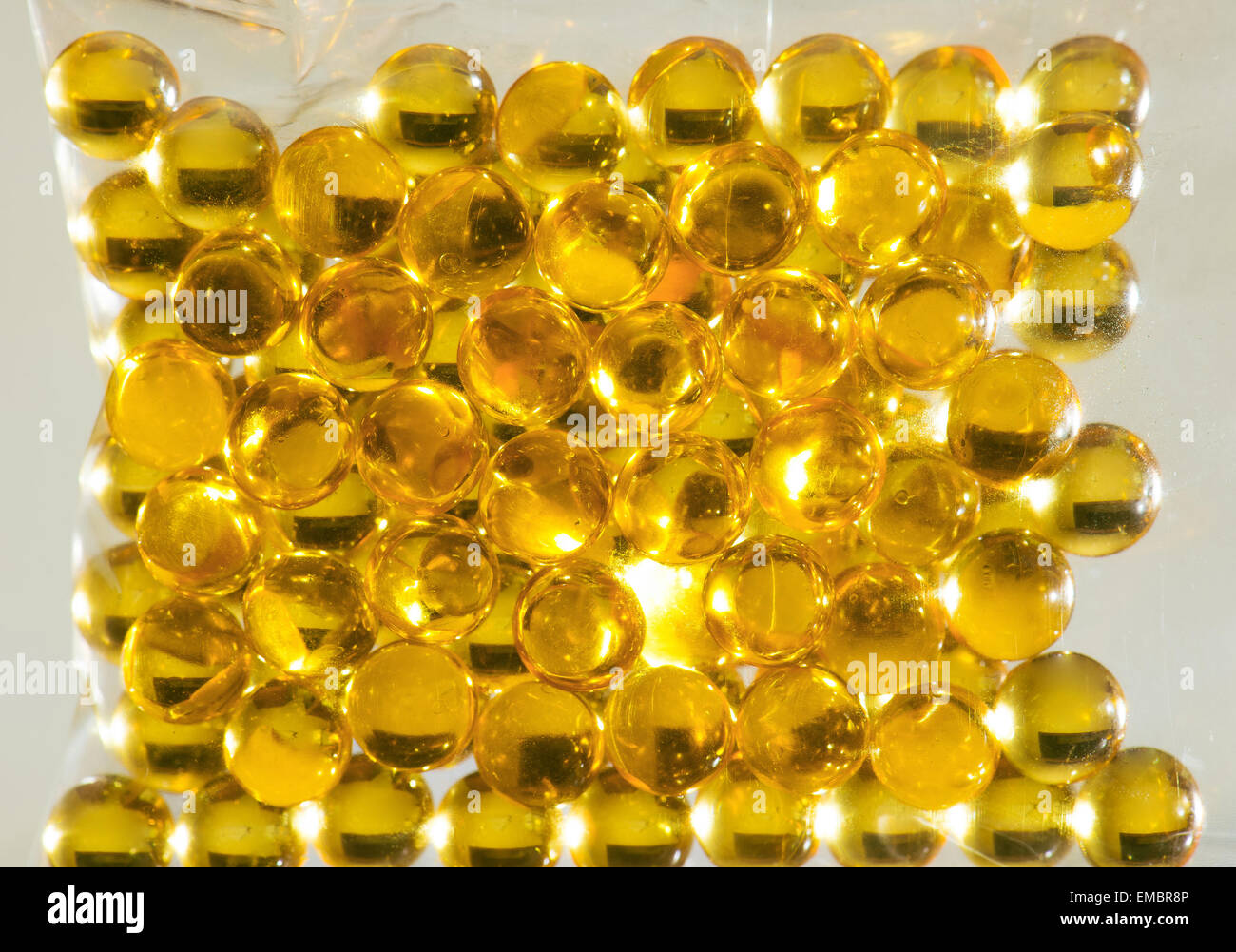 Paniers d'huile de poisson (vitamine solaire) Banque D'Images