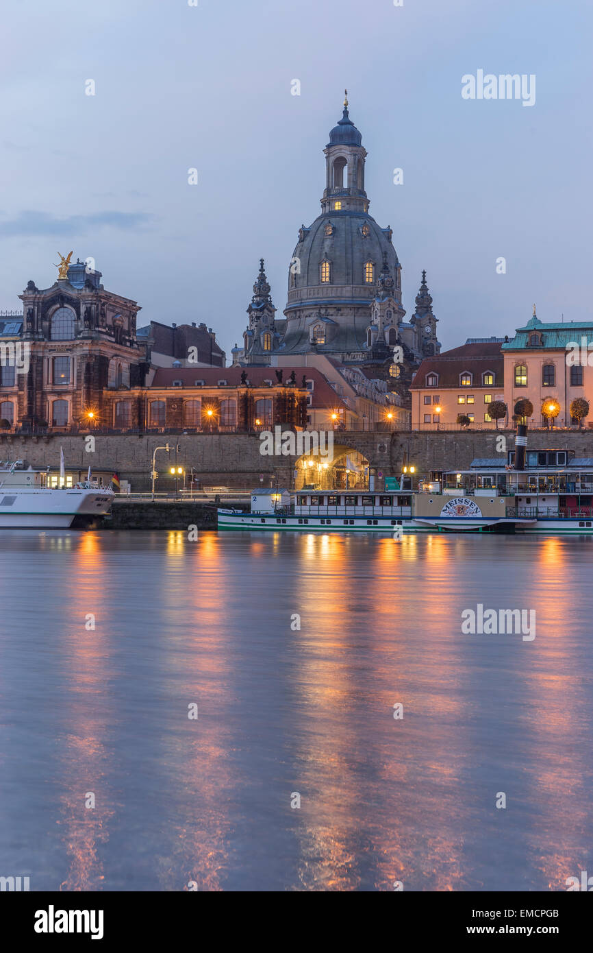 Allemagne, Dresden, Dresde à vue le matin Frauenkirche Banque D'Images