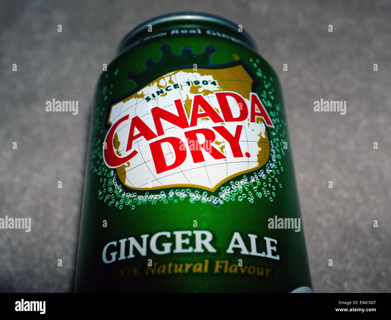 Un peut de ginger ale Canada Dry. Banque D'Images