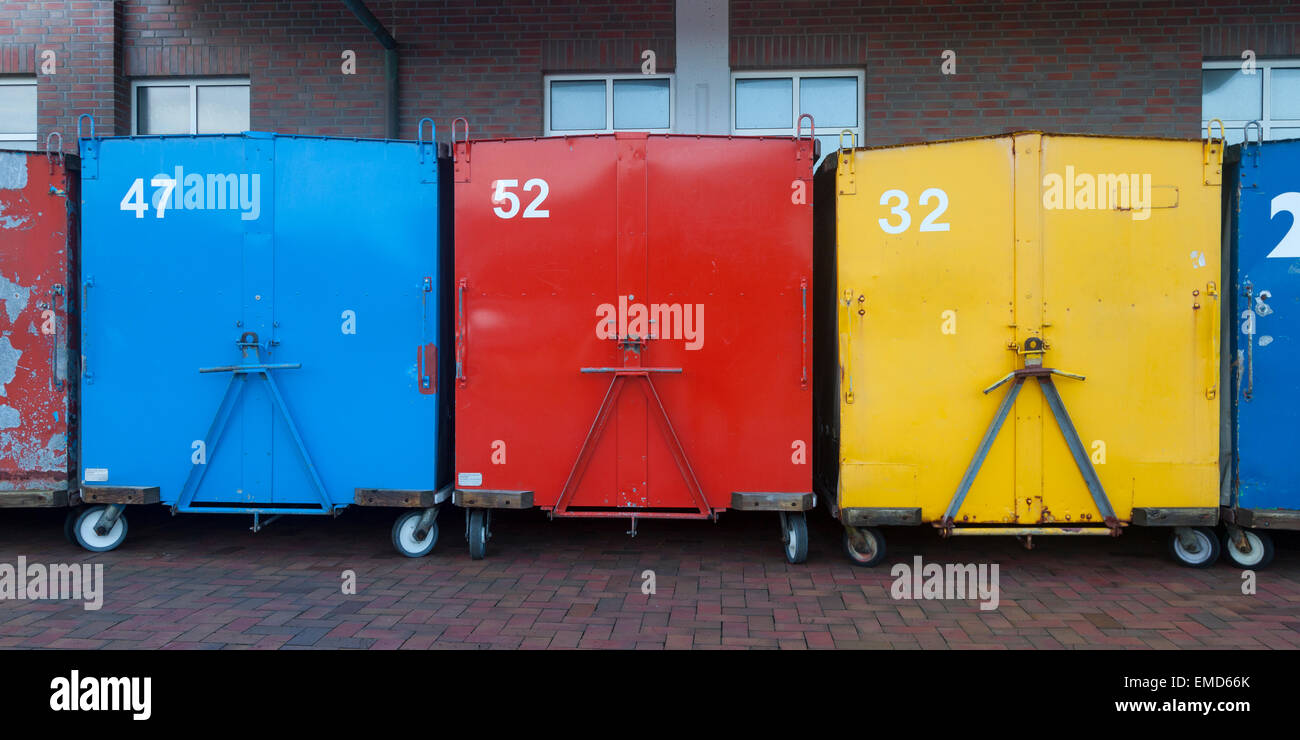 L'Allemagne, l'île de Langeoog, les wagons à la gare Banque D'Images