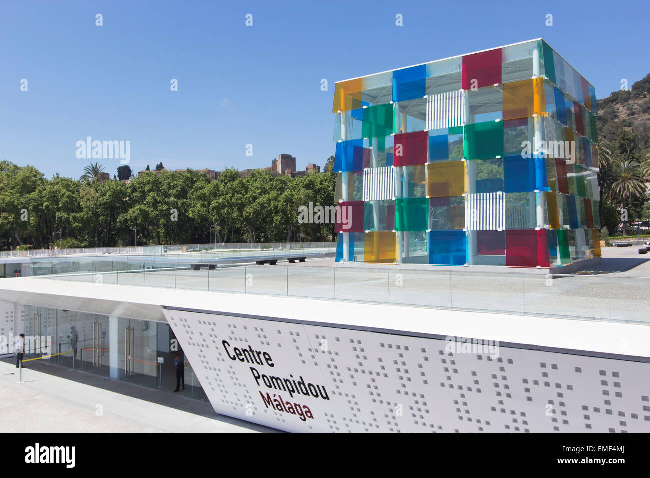 Le Centre d'Art Pompidou, Muelle Uno, Port de Malaga, Costa del Sol, Espagne. Le 'Cube', a ouvert le 28 mars 2015. Banque D'Images