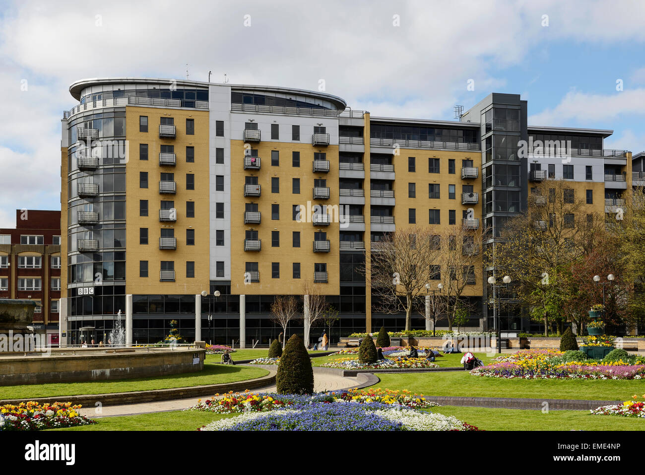 Le Queens Court Building et Queens Gardens dans le centre-ville de Hull UK Banque D'Images