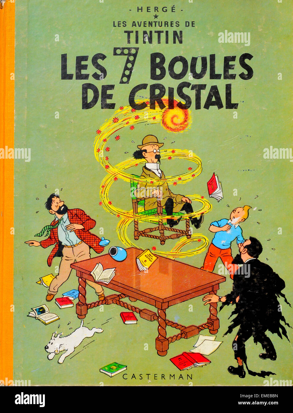 Les 7 boules de Cristal" 1940/50s vintage Tintin Couverture de livre Photo  Stock - Alamy