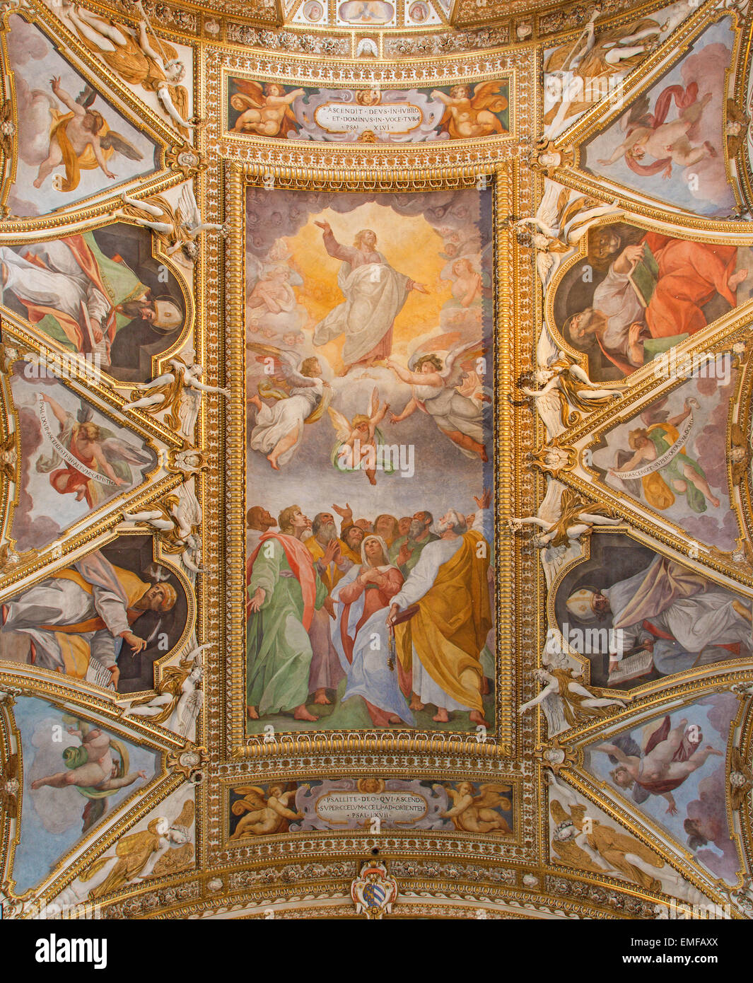 Rome - fresque de l'Ascension du Seigneur et quatre évangélistes dans le plafond de l'église Chiesa di Santa Maria ai Monti Banque D'Images
