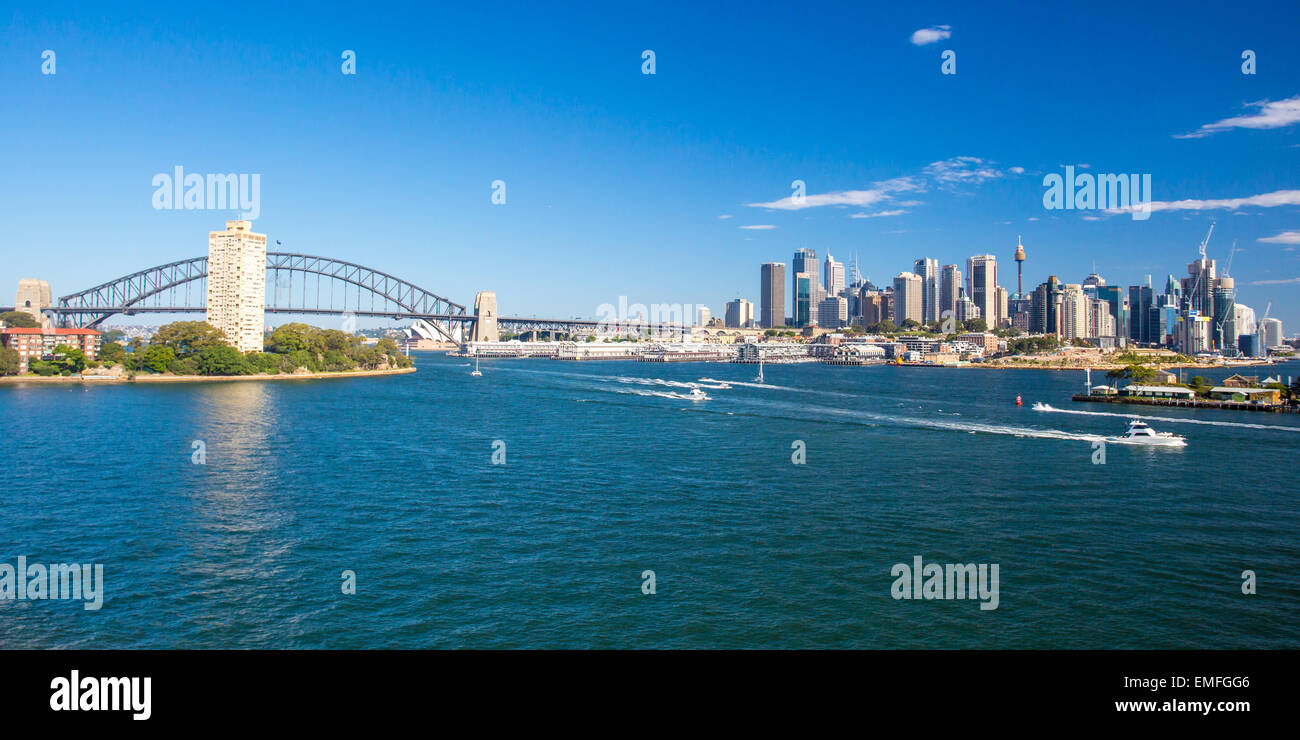 Le CBD de Sydney et les environs de port de tête boules réserver un jour d'été sur le 8 février 2015. Banque D'Images