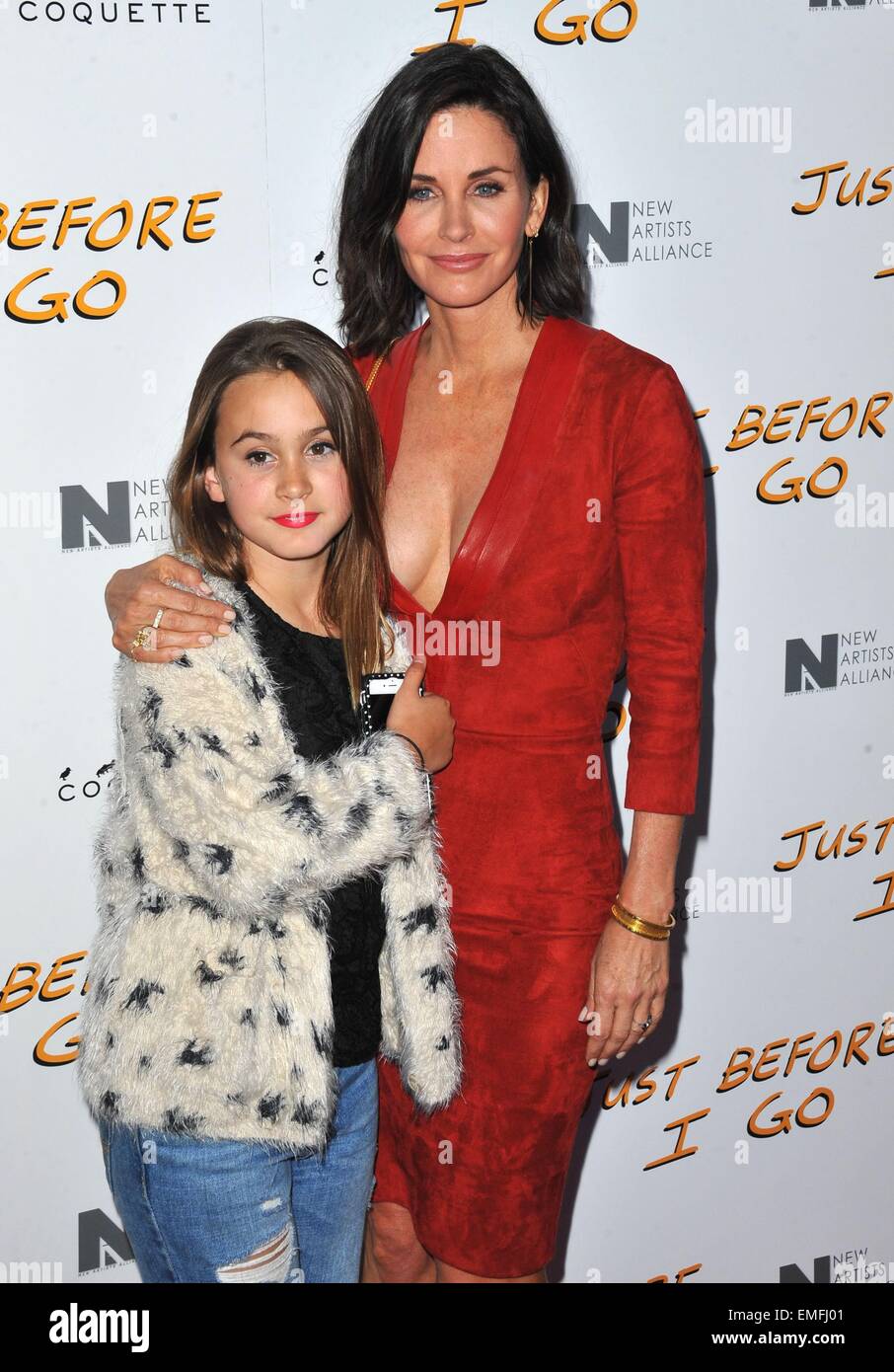 Los Angeles, CA, USA. Apr 20, 2015. Courteney Cox, Coco Arquette aux arrivées pour JUSTE AVANT PREMIERE, Arclight Hollywood, Los Angeles, CA, 20 avril 2015. Credit : Dee Cercone/Everett Collection/Alamy Live News Banque D'Images