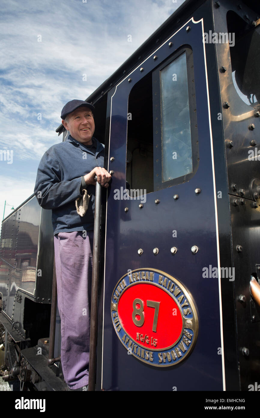 Royaume-uni, Pays de Galles, Gwynedd, Porthmadog, Welsh Mountain Railway, dans la cabine de conducteur de train Banque D'Images