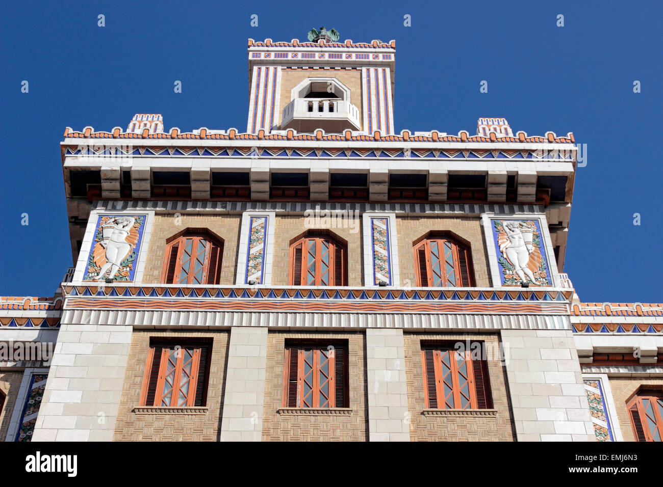 Façade art déco du bâtiment Bacardi Rhum dans la vieille Havane Cuba Banque D'Images