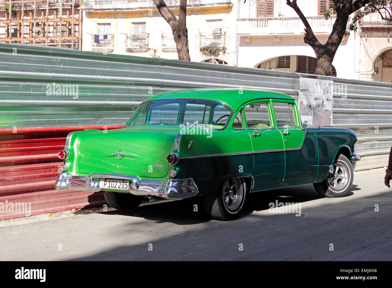 1950 Pontiac américaine ère auto à La Havane Cuba Banque D'Images