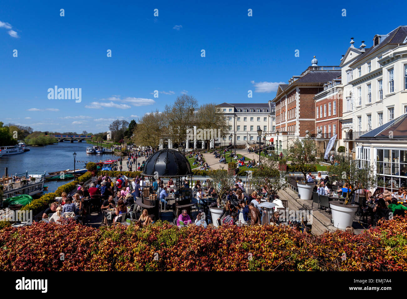 Le Pitcher & Piano Bar Riverside, Richmond upon Thames, London, England Banque D'Images