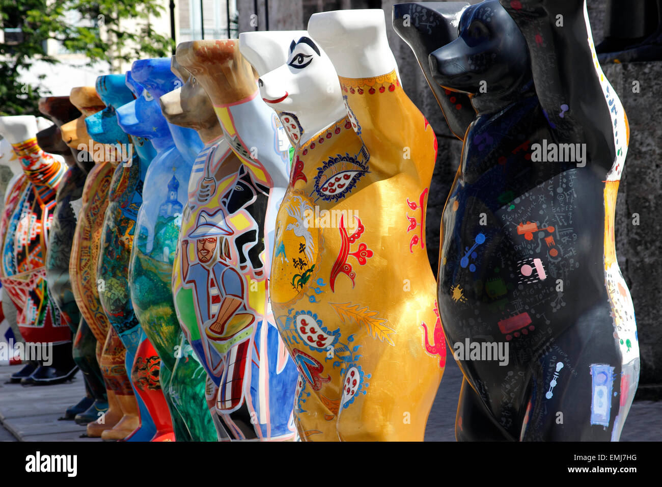 L'allemand fait 'Buddy Bears' world tour promouvoir la tolérance et la compréhension Vieille Ville La Havane Cuba Banque D'Images