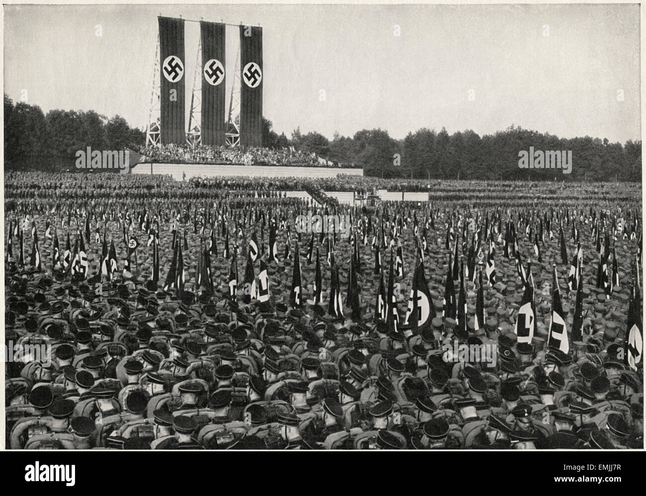 La société allemande troupes lors du rallye, Nuremberg, Allemagne, 1933 Banque D'Images