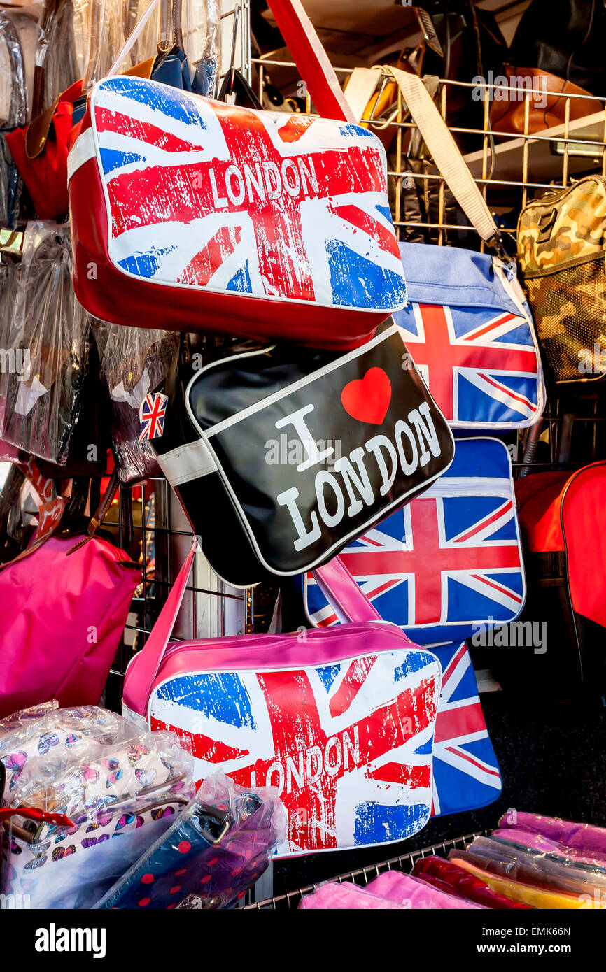 Des sacs, des souvenirs de Londres, Londres, Angleterre, Royaume-Uni Banque D'Images