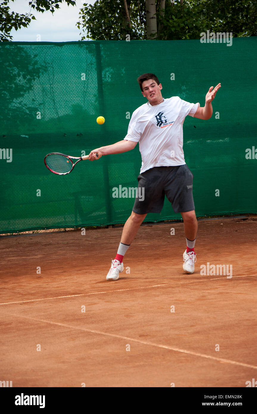 , Région d'Orenbourg, Russie, 18 juin, 2014 année. Compétitions de tennis junior Banque D'Images