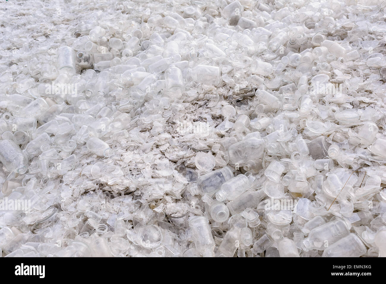 Tas de bouteille de verre pour le recyclage Banque D'Images