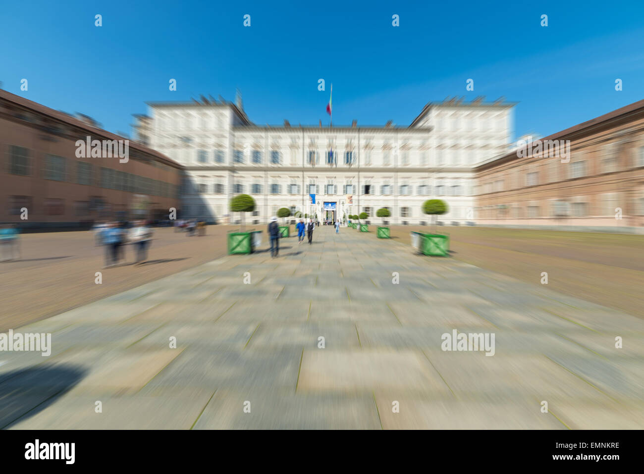 Les touristes et les pèlerins l'itinérance dans le centre historique de Turin, Italie, dans la période de 2015 Exposition Saint Suaire. Banque D'Images