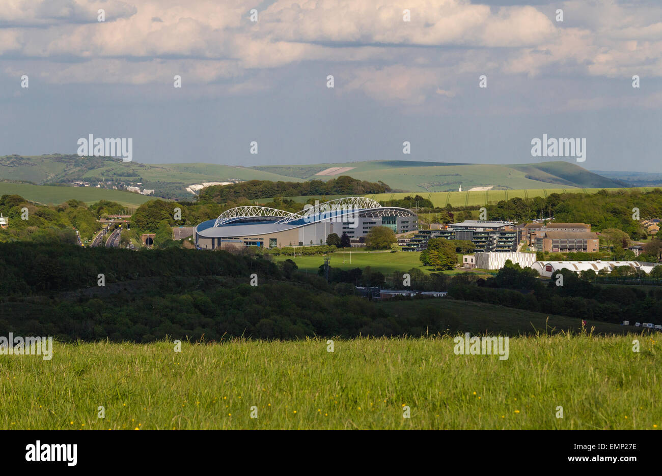 L'Amex Stadium est le Brighton and Hove Albion Football Club est la masse. Banque D'Images