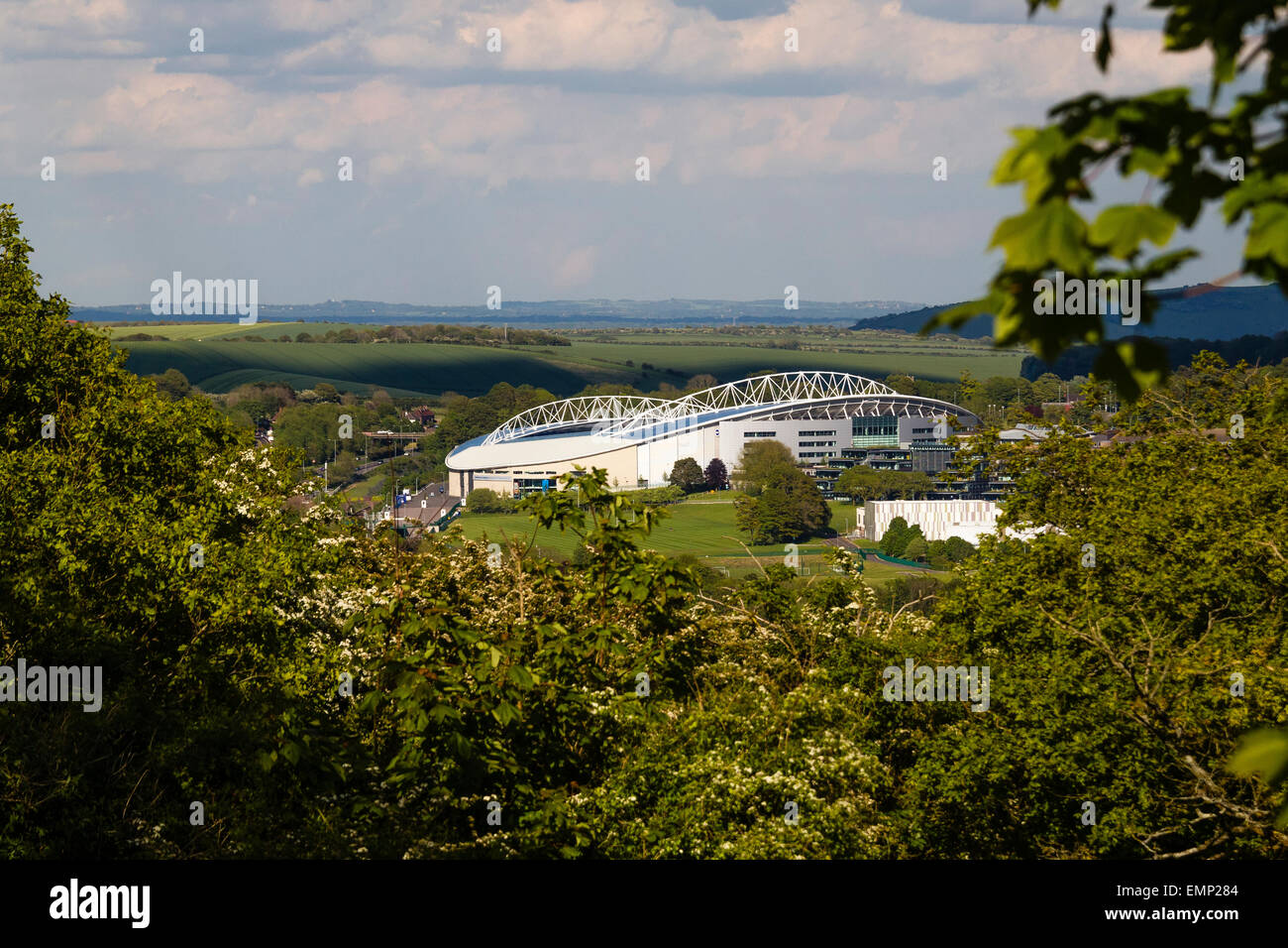 L'Amex Stadium est le Brighton and Hove Albion Football Club est la masse. Banque D'Images