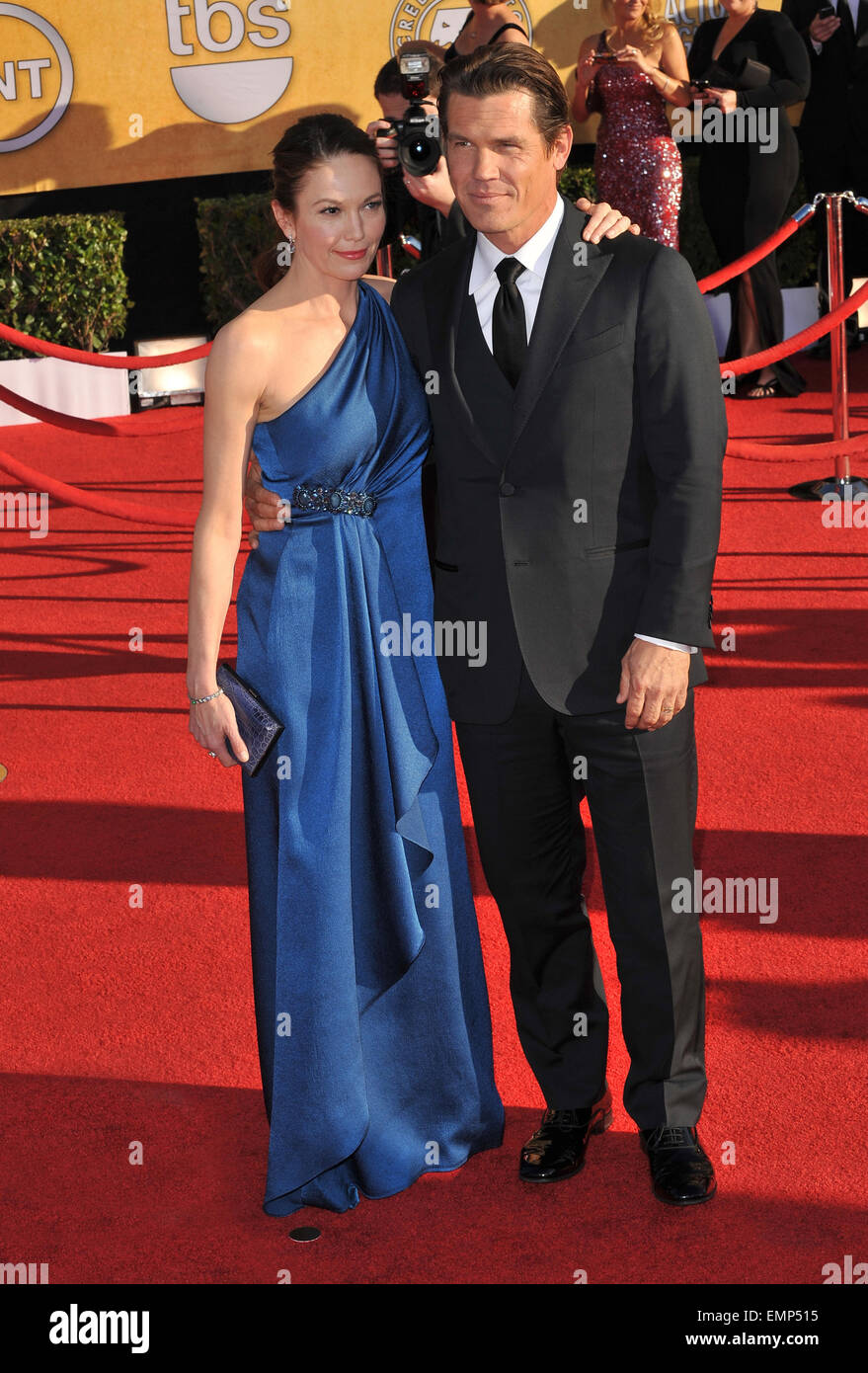 LOS ANGELES, CA - le 29 janvier 2012 : Josh Brolin & Diane Lane à la 17e édition des Screen Actors Guild Awards au Shrine Auditorium, Los Angeles. Janvier 29, 2012 Los Angeles, CA Banque D'Images