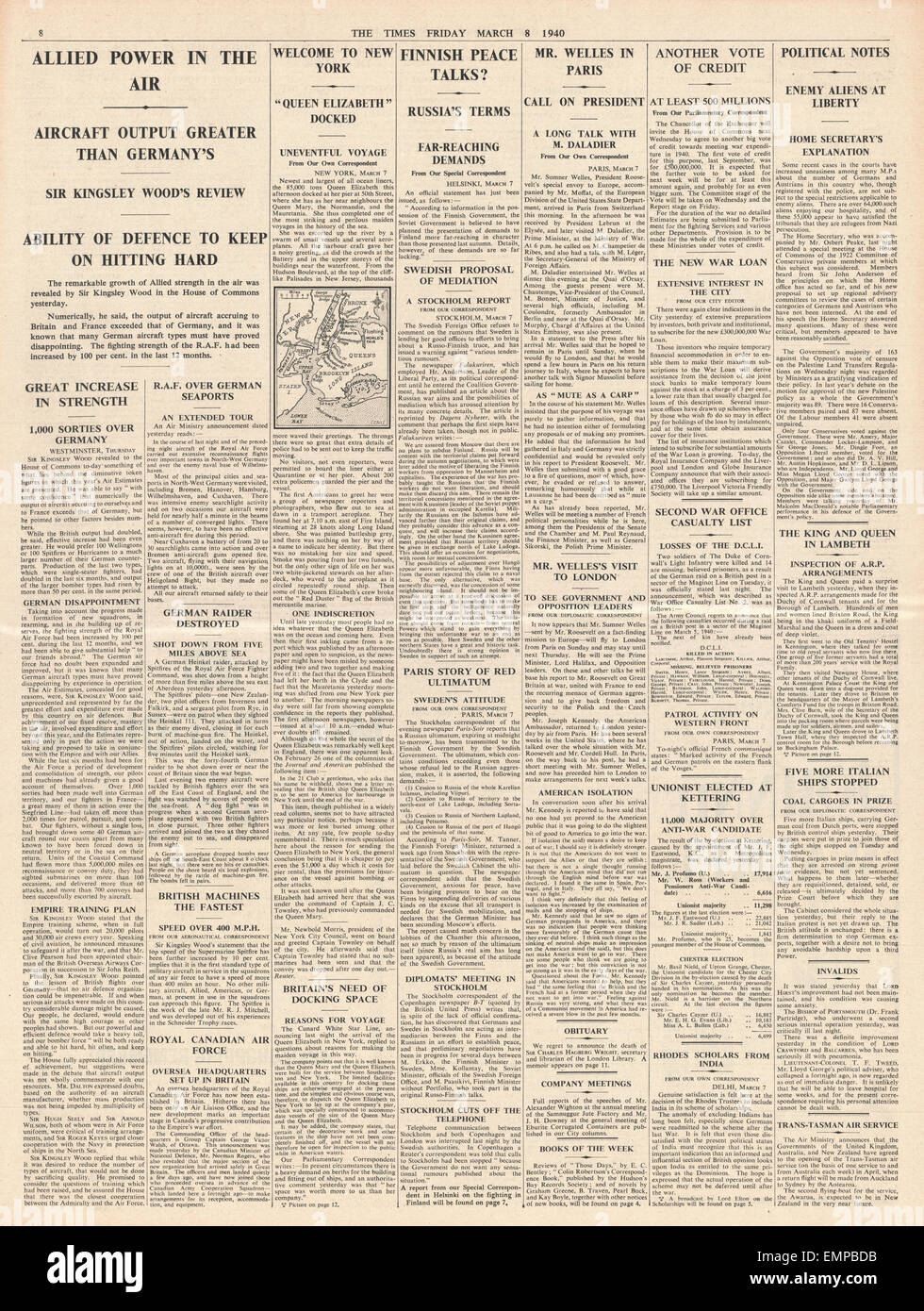 1940 page 8 la fois Sir Kingsley Wood Discours sur la puissance aérienne alliée Banque D'Images