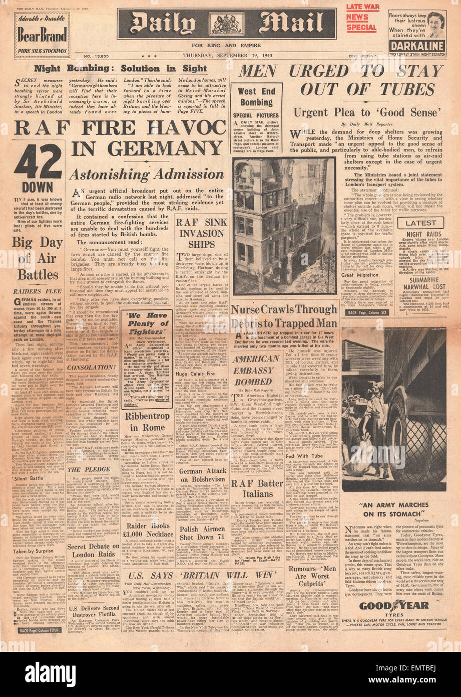 1940 front page Daily Mail RAF Hambourg bombe combats aériens sur le sud-est de l'Angleterre Banque D'Images