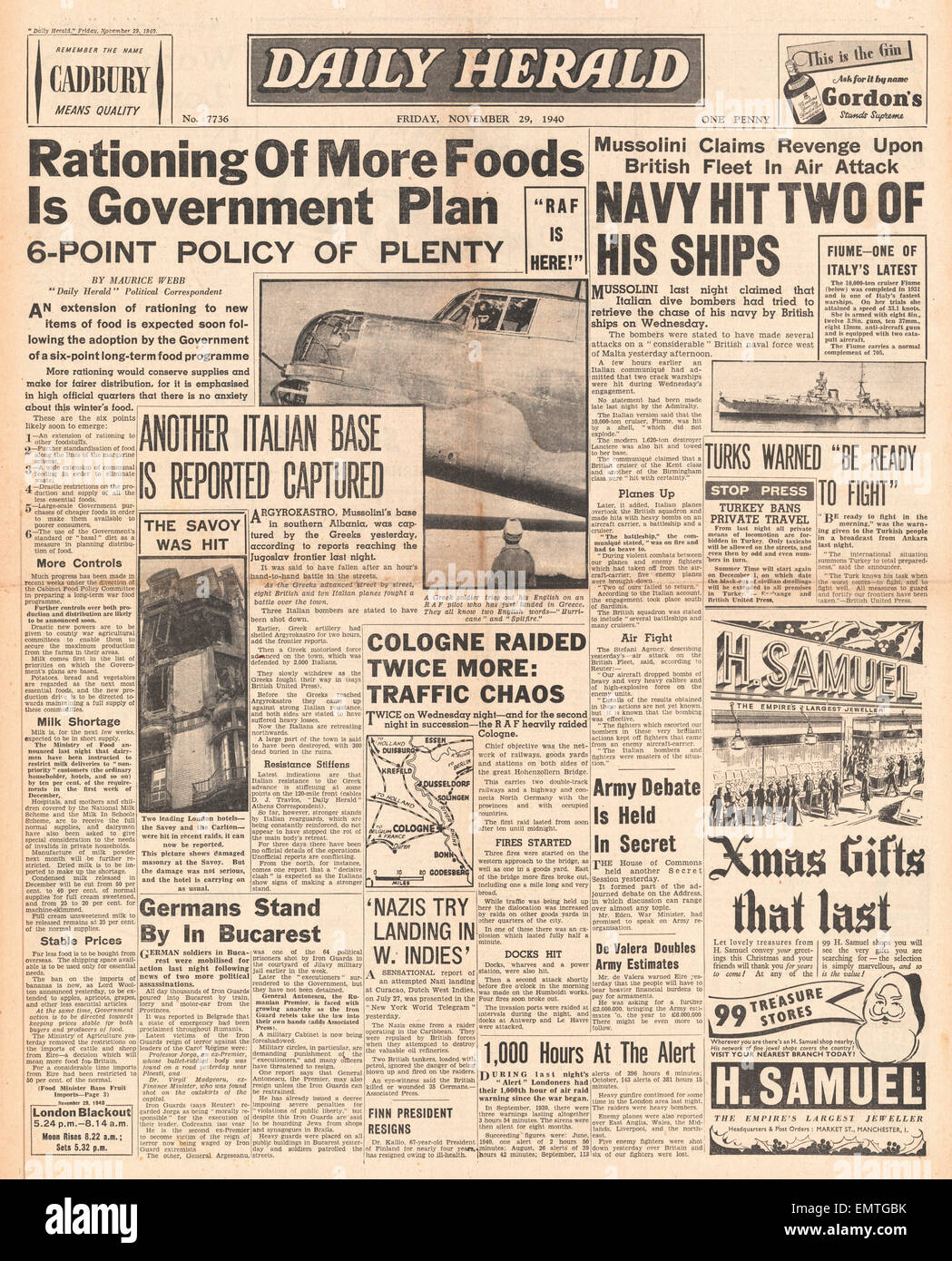 1940 front page Daily Herald de rationnement s'étendre des avions britanniques de la Marine italienne attaque Banque D'Images