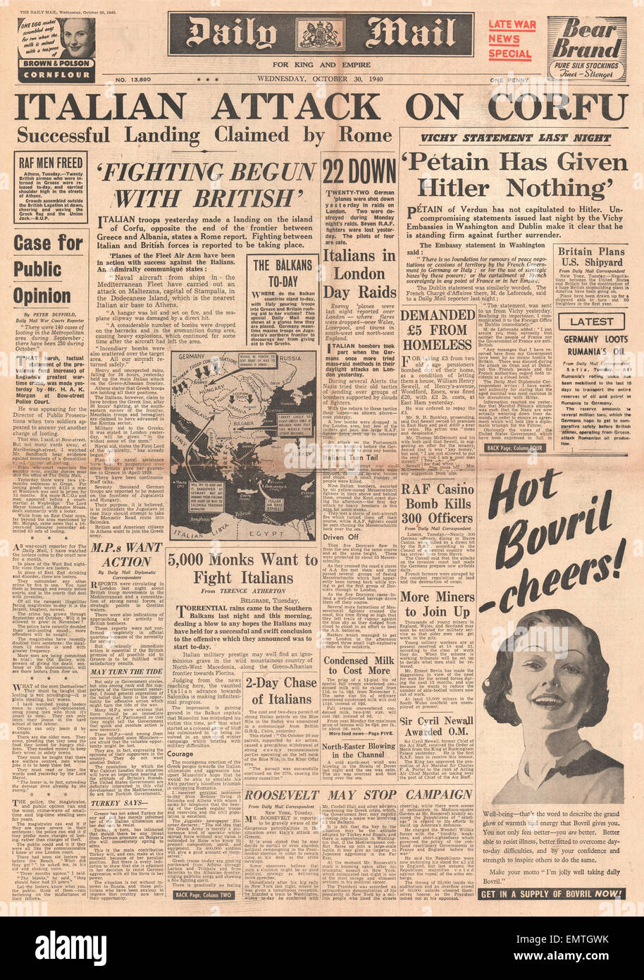 1940 front page Daily Mail d'attaque de l'armée italienne l'île de Corfou Banque D'Images