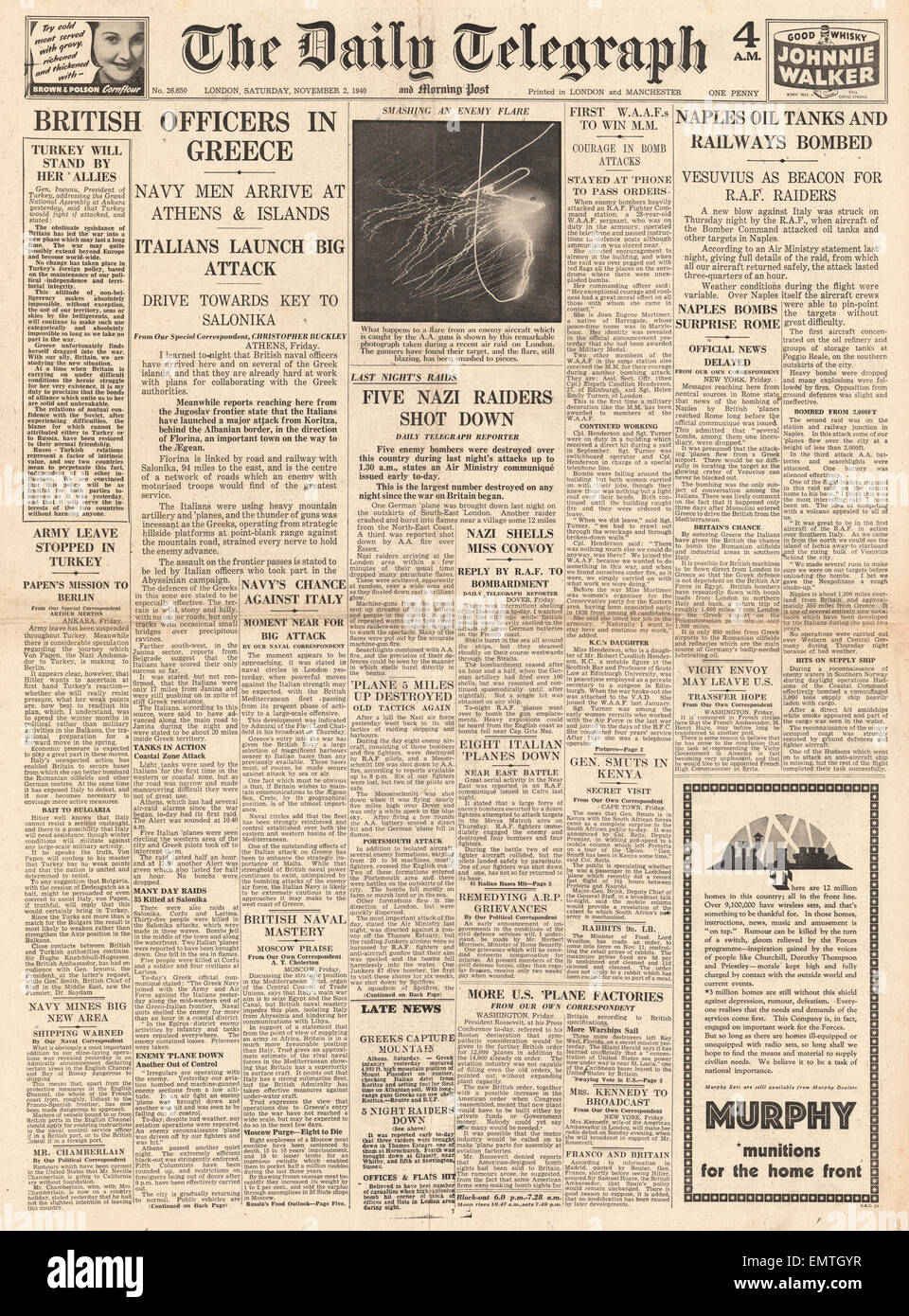 Front Page 1940 officiers de marine britannique Daily Telegraph en Grèce raids sur l'Angleterre Banque D'Images
