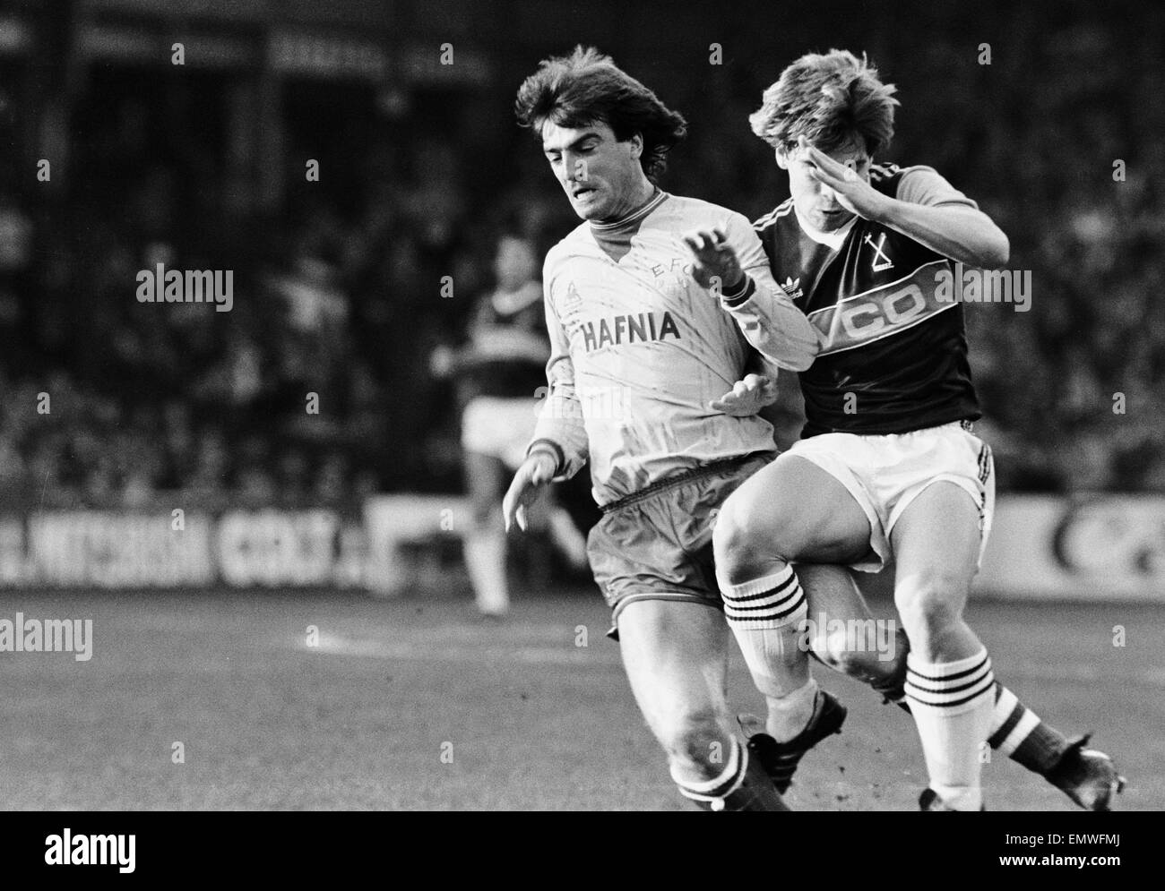 Division de la Ligue anglaise un match à Upton Park. West Ham United v Everton 1 0. L'Everton Kevin Ratcliffe. 10 novembre 1984. Banque D'Images