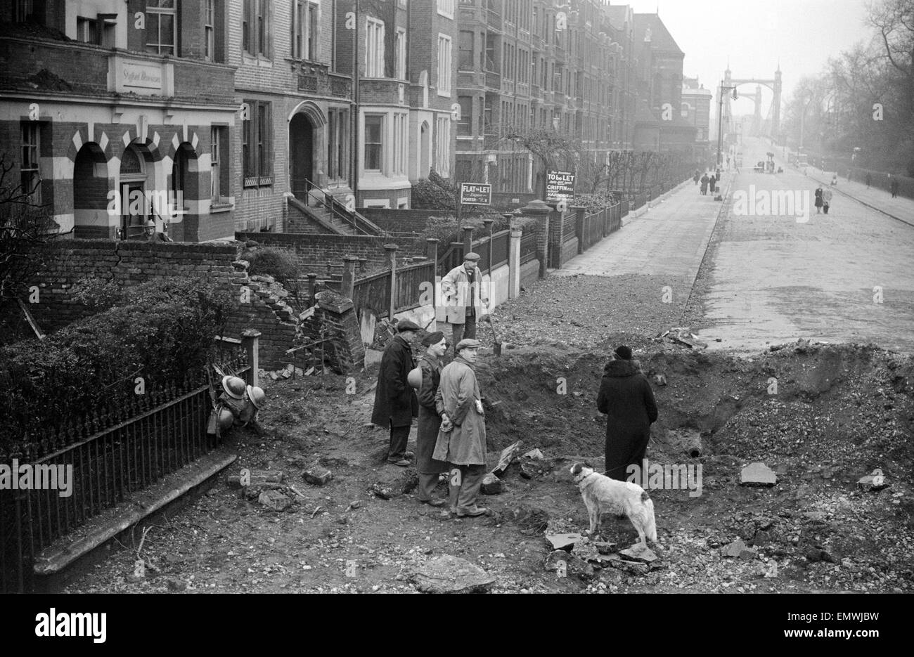 Raid de jour sur Albert Bridge Road, 16 février 1941. Banque D'Images