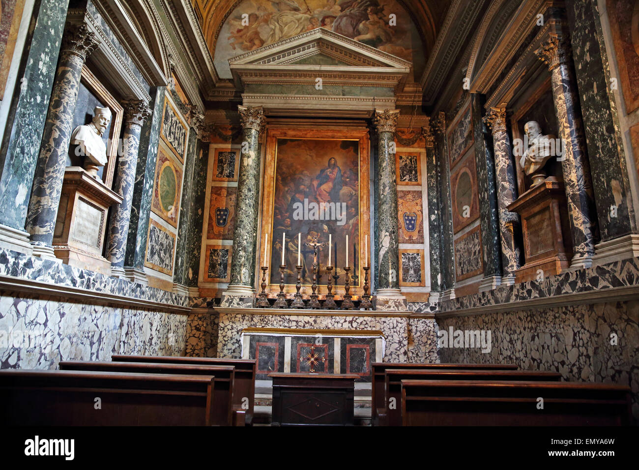 Chapelle de tous les saints dans la Chiesa di Santa Maria Sopra Minerva à Rome Banque D'Images