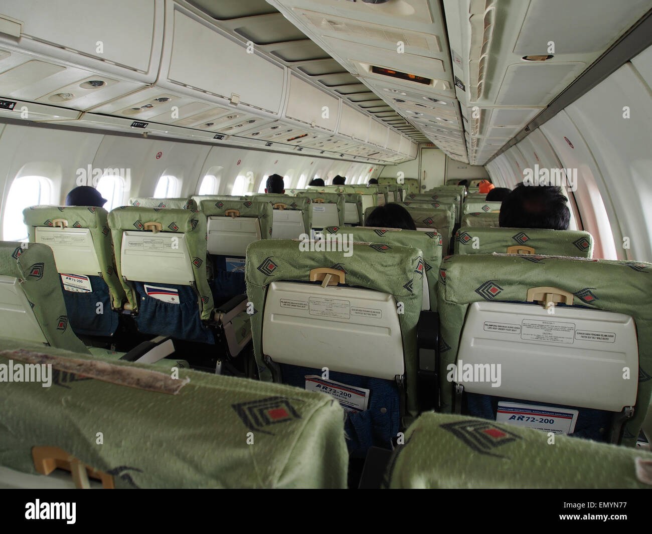 Wamena, Indonésie - le 22 janvier 2015 : A l'intérieur de l'avion de la compagnie aérienne locale. Banque D'Images