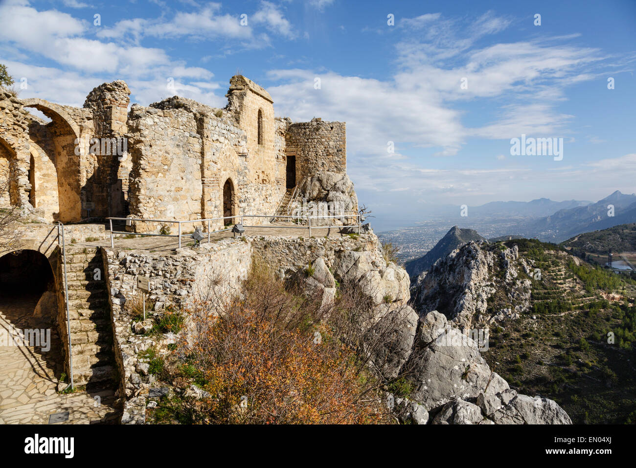 St Hilarion Château et vue sur les montagnes, près de cinq doigts Girne (Kyrenia), Chypre du Nord Banque D'Images