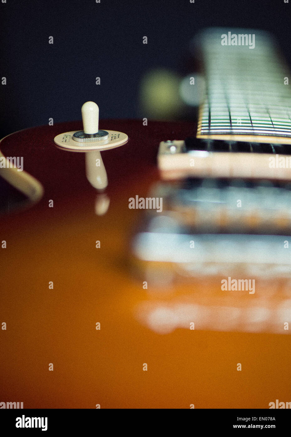 Gibson Les Paul Traditional Guitare 1957 ré-édition pickups cherry sunburst maple top Banque D'Images