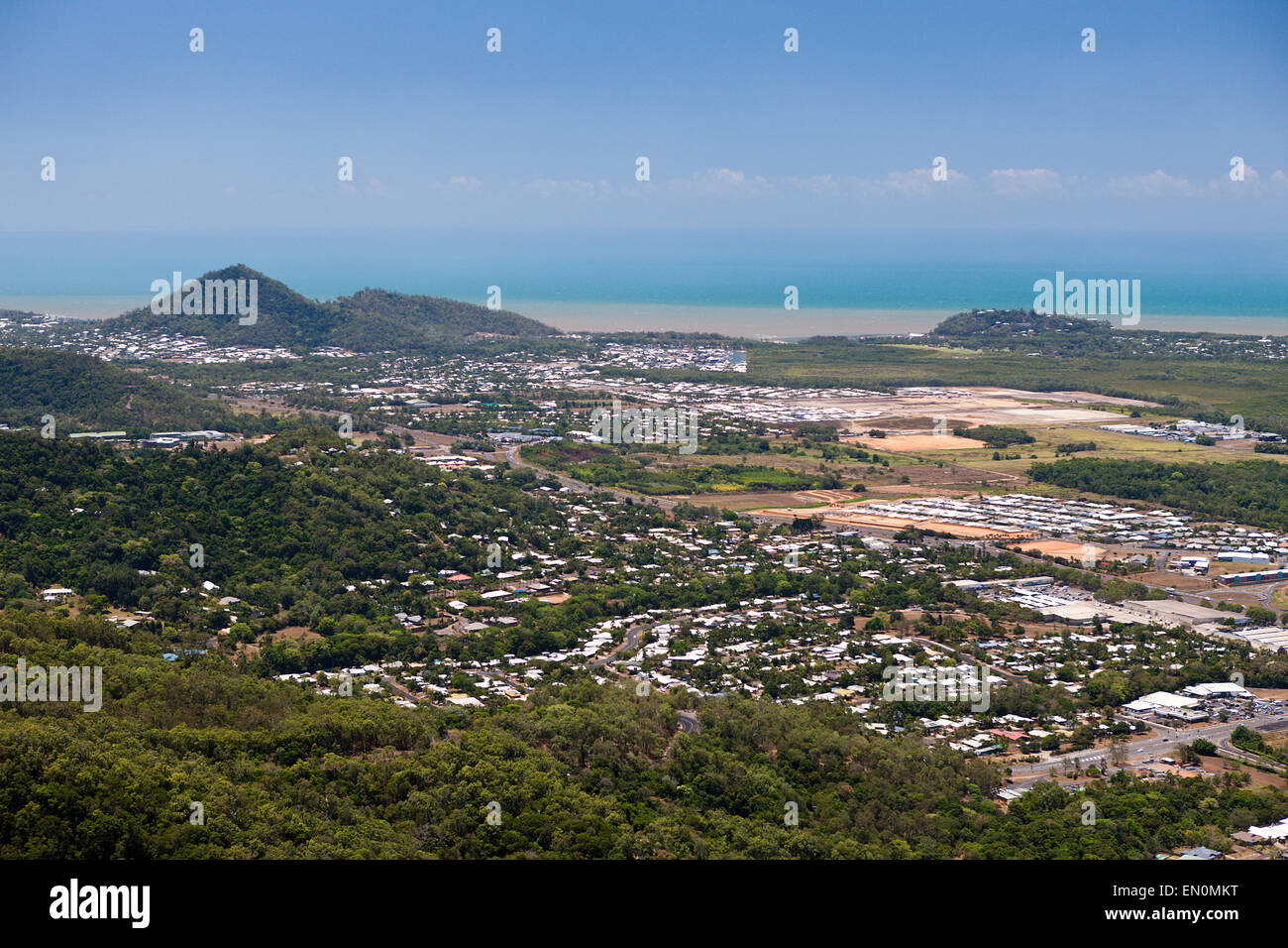 Vue sur Smithfield et Trinity Park, Cairns, Australie Banque D'Images