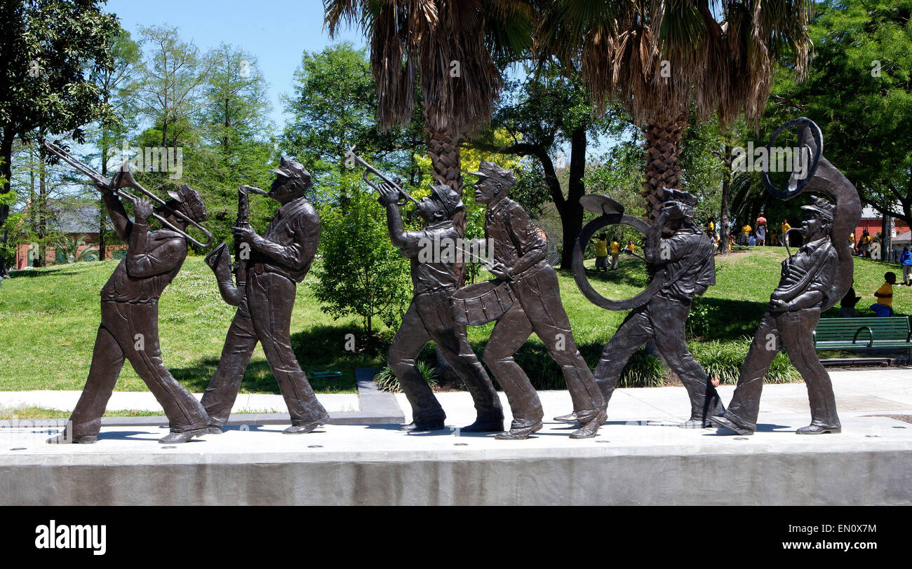 La Nouvelle Orléans, Louisiane : Marching jazz band statue en Amsrmstrong Louis Park Banque D'Images