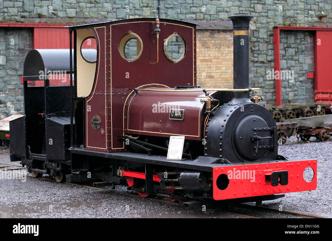 Récemment restauré 020 Hunslett narrow gauge steam locomotive Una exposée au National Slate Museum, Llanberis, Snowdonia, Banque D'Images